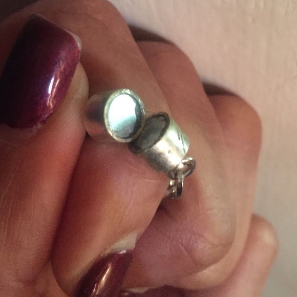 Silvery bangle necklace - Picture 3 of 3